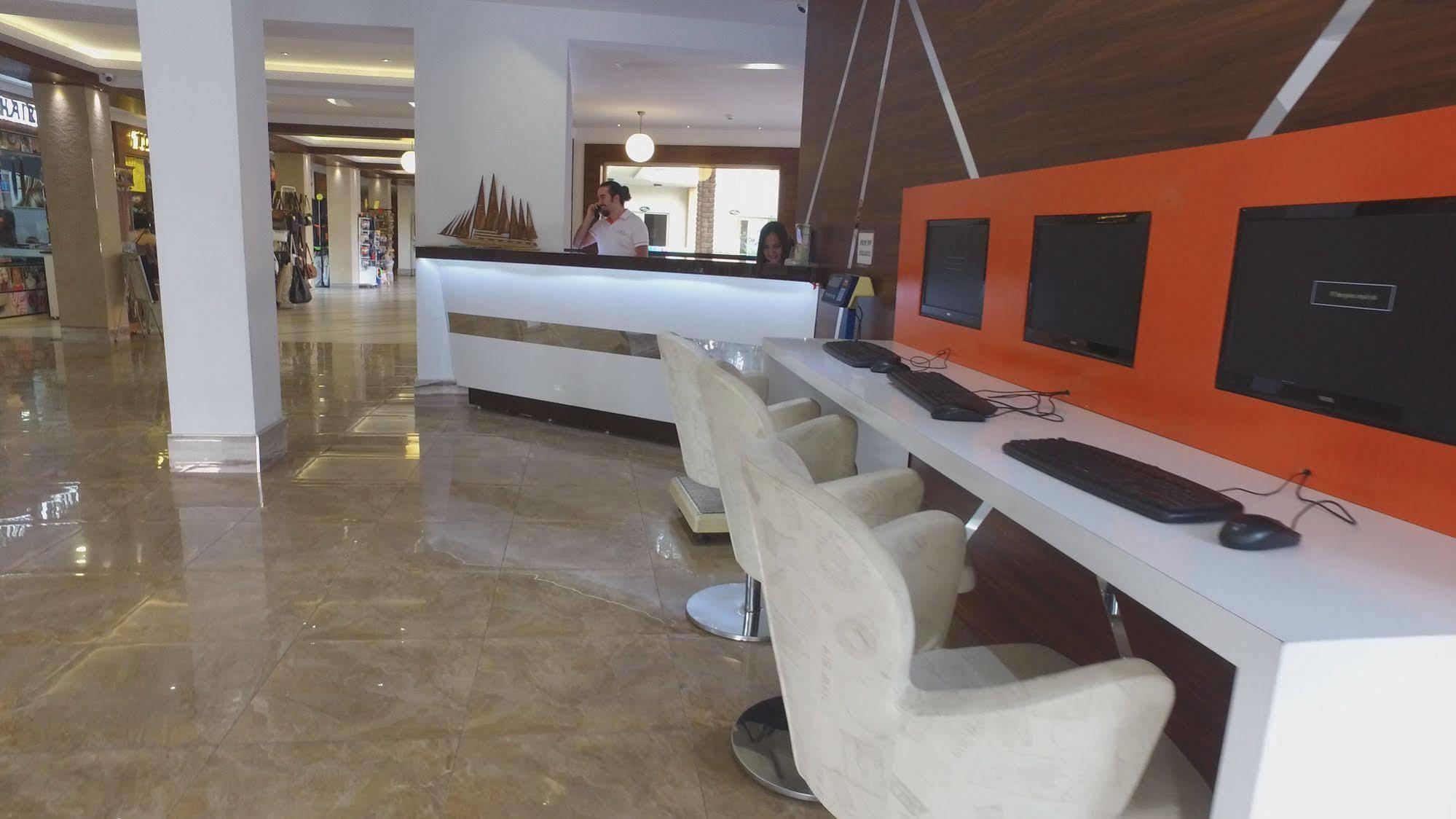 Aparthotel Exelsior Annex à Marmaris Extérieur photo